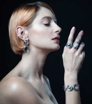 Joyas con carácter Valentina Falchi, colección de joyería en plata COSMOS
