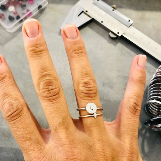 Crea tu anillo Taller de joyería Valentina Falchi Barcelona